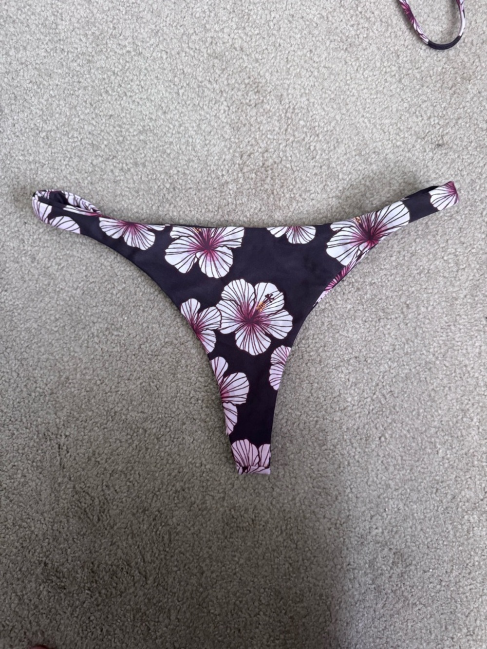 Benoa Bikini - Picture 3 of 3